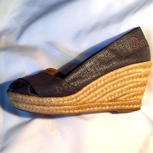 Tory Burch Filipa 75 mm Wedge Espadrille - Metallic